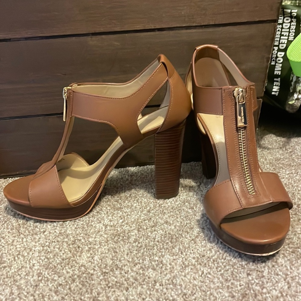 MICHAEL Michael Kors brown heels